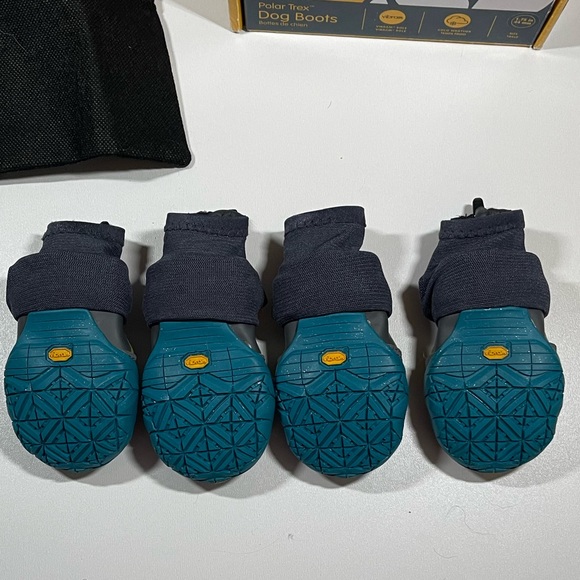 **SOLD** Ruffwear |. Polar Trex Boots (x4) - Picture 6 of 11